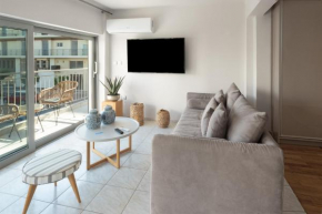 Luxury Beachfront Apartment - Steps from Kalamata Beach